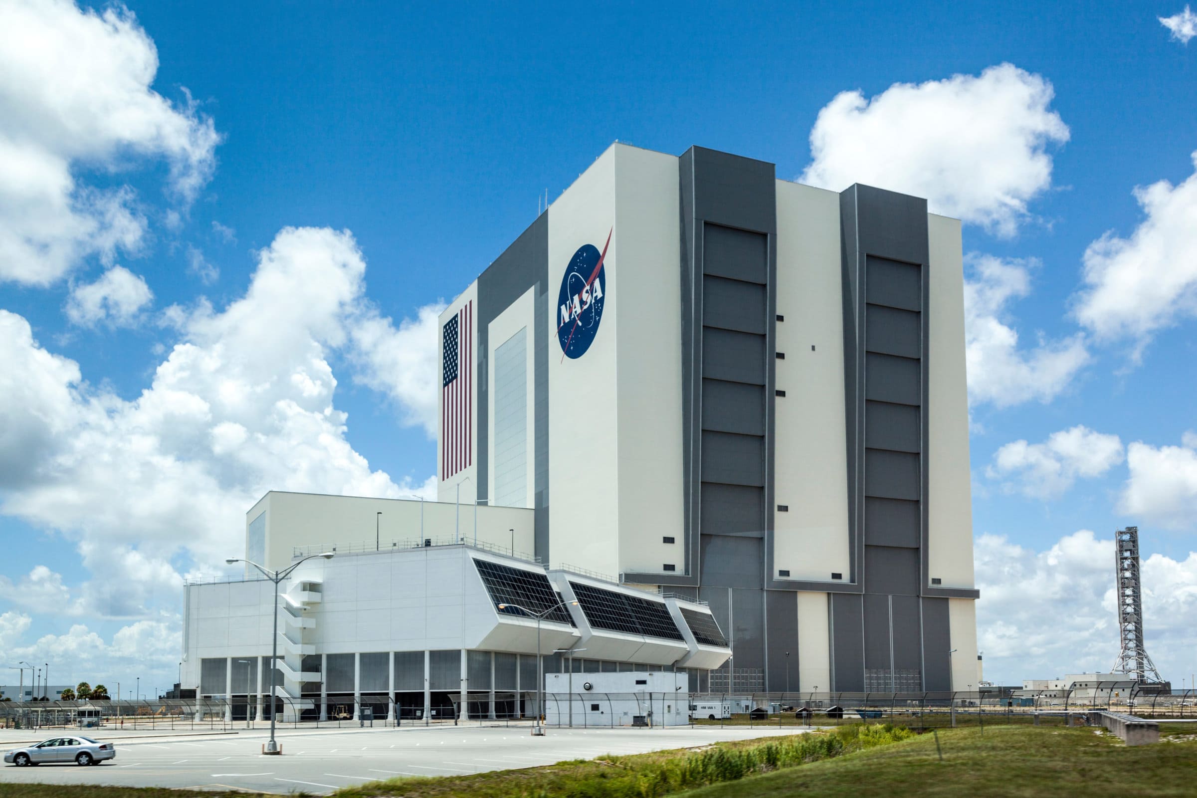 ORLANDO, USA - JULY 25, 2010: The Vehicle Assembly Building at NASA, Kennedy Space Center in Florida, Orlando.
