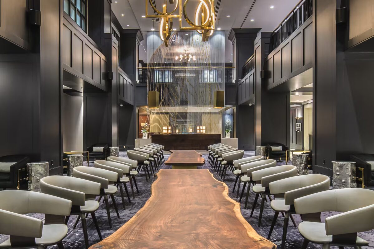hiltonpdx-lobby-0002